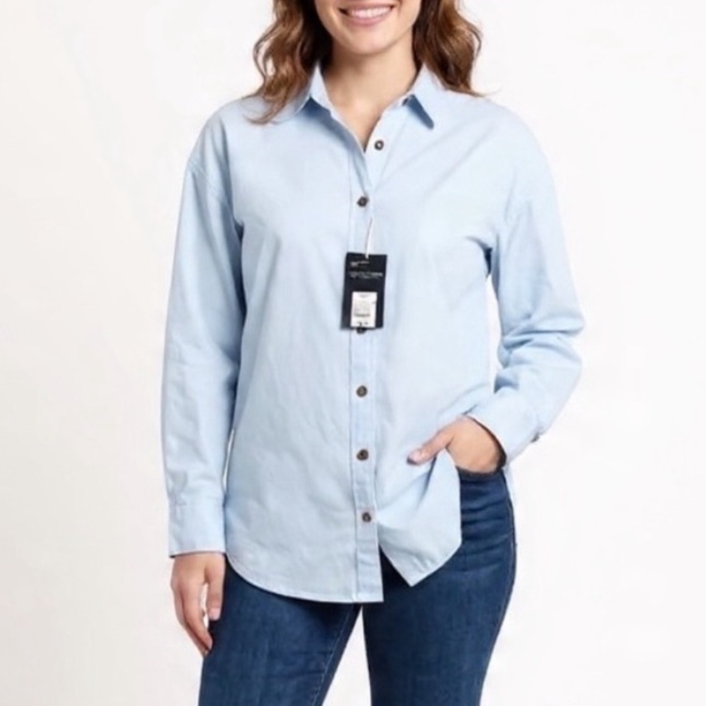 Universal Thread Light Blue Women's Cotton Button-Up Shirt - Casual Classic